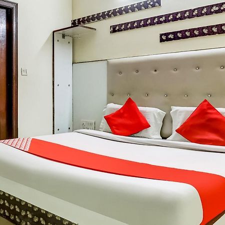 Oyo 75948 Hotel Tushar Continental New Delhi Buitenkant foto