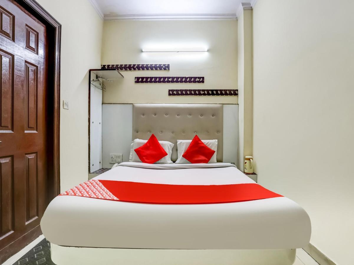 Oyo 75948 Hotel Tushar Continental New Delhi Buitenkant foto