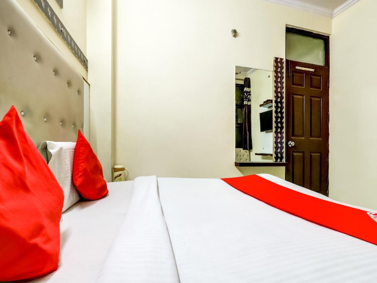 Oyo 75948 Hotel Tushar Continental New Delhi Buitenkant foto