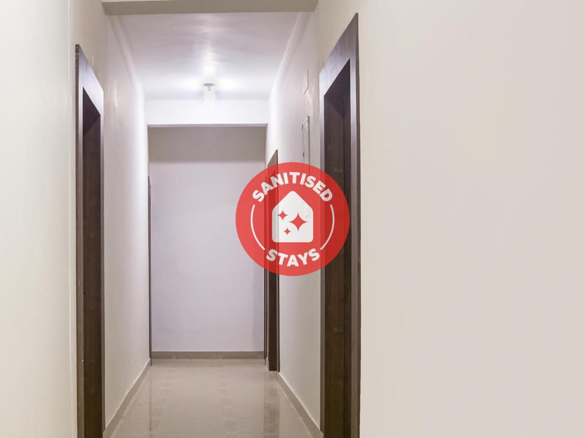 Oyo 75948 Hotel Tushar Continental New Delhi Buitenkant foto